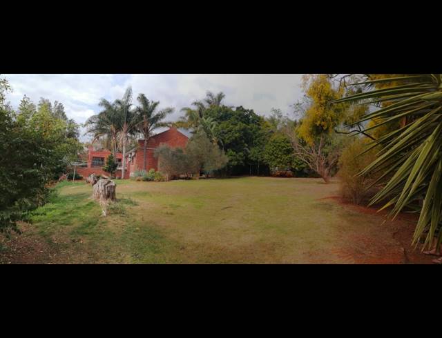 4 BEDROOM HOUSE FOR SALE IN WINTERHOEK PARK